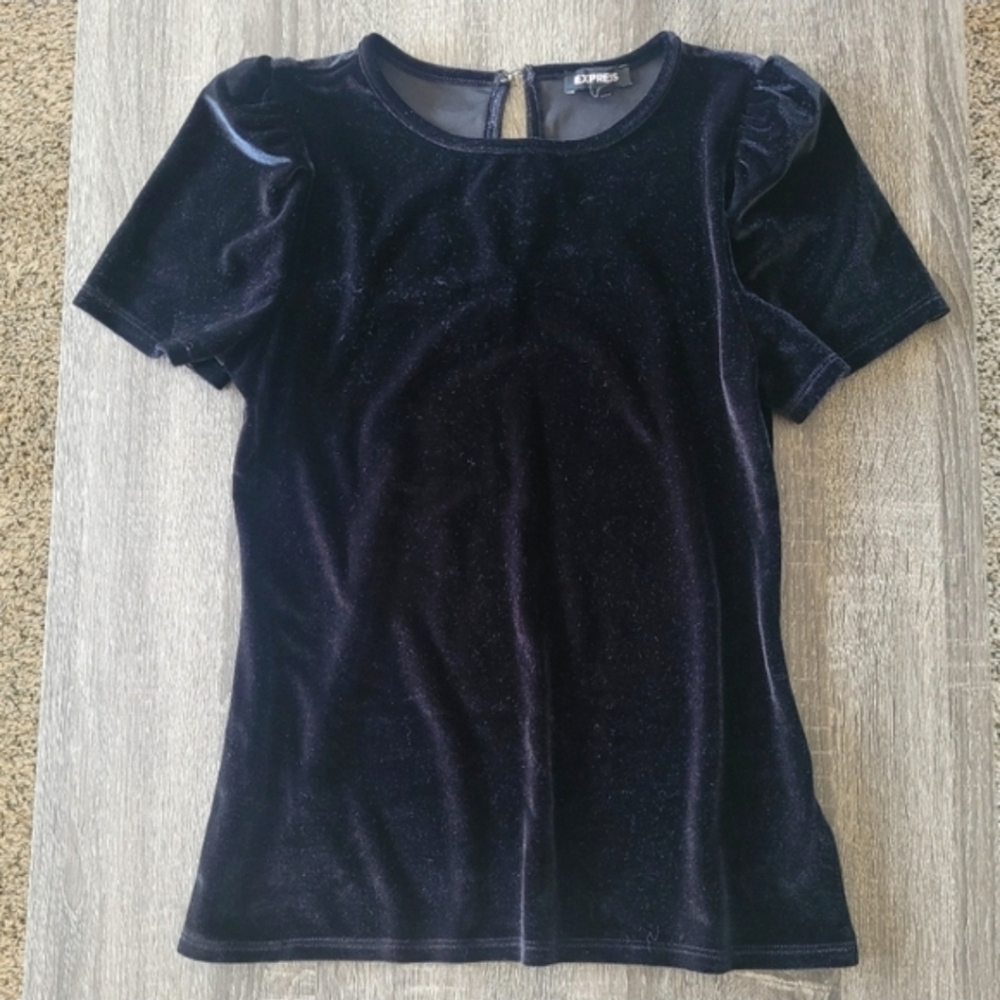 Express Black Velvet Fitted Top - Picture 6 of 7